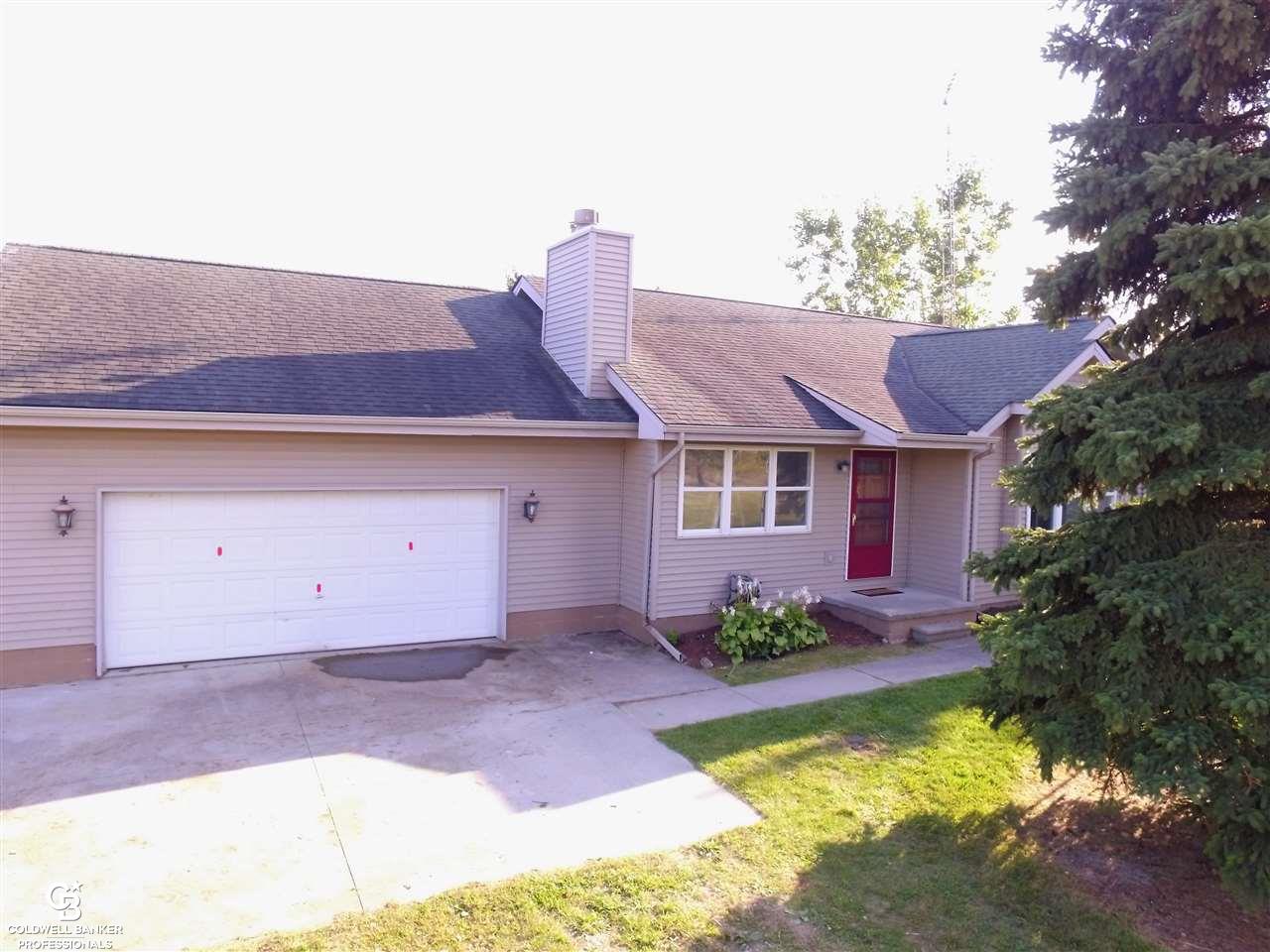 8945 Fisher Road Avoca, MI 48006 - Photo 32 of 39