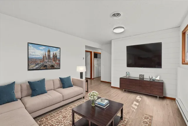 $230,000 | 1403 12th Street North, Wahpeton, ND 58075