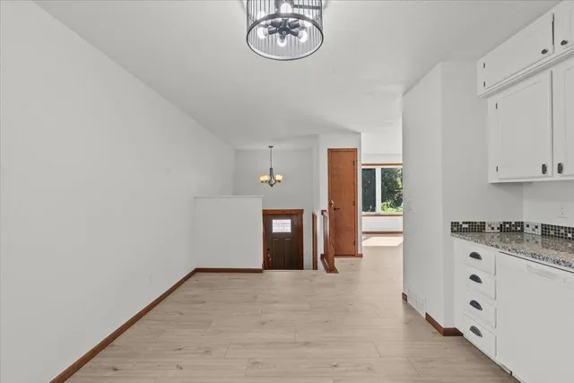 $230,000 | 1403 12th Street North, Wahpeton, ND 58075