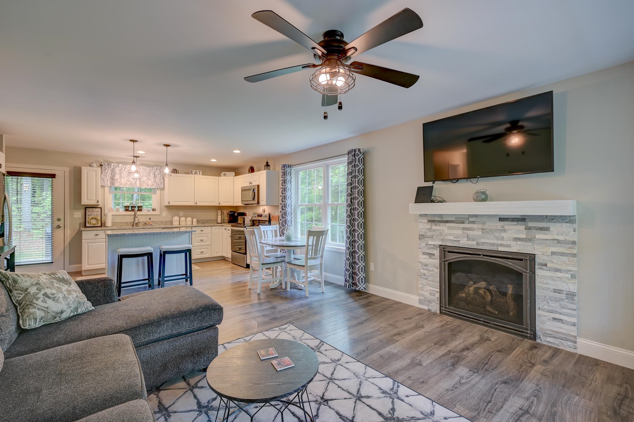 39 Timber Shore Drive Conway, NH 03813 - Photo 5 of 55