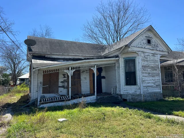 $184,000 | 806 Burleson, San Antonio, TX 78202