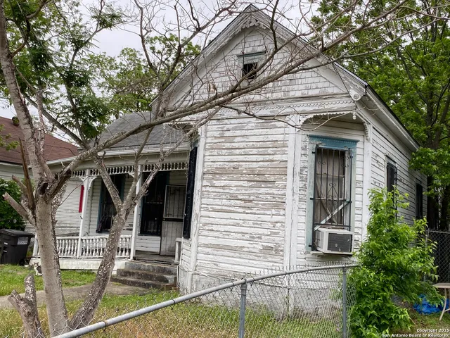 $184,000 | 806 Burleson, San Antonio, TX 78202