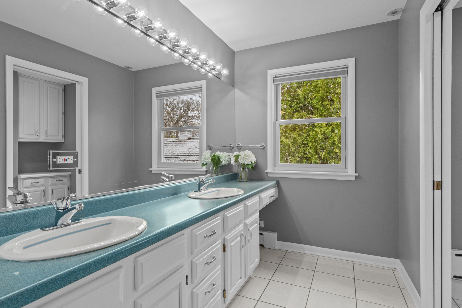 825 Highview Terrace Lake Forest, IL 60045 - Photo 17 of 32