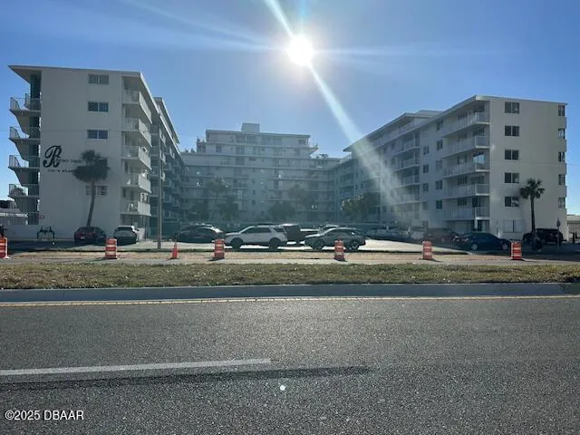 $1,495 | 2727 North Atlantic Avenue, Unit 614, Daytona Beach, FL 32118