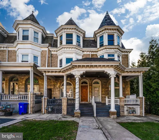 $235,000 | 911 North 5th Street, Reading, PA 19601