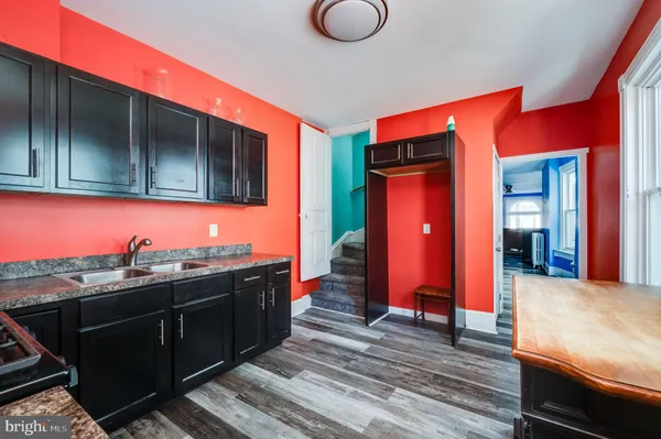 $235,000 | 911 North 5th Street, Reading, PA 19601