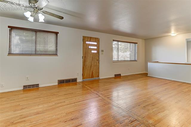 18 North Chelton Road Colorado Springs, CO 80909 - Photo 3 of 32 Large living room