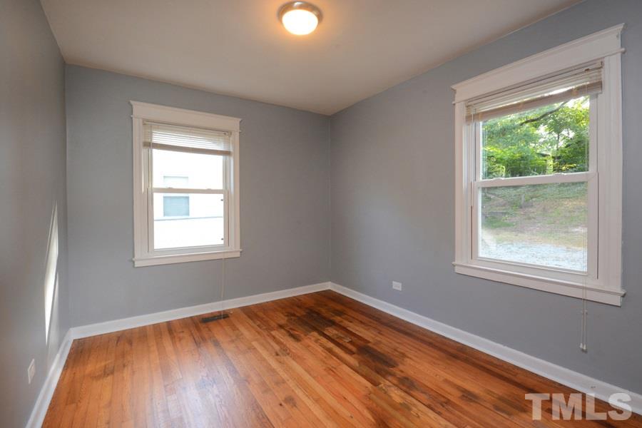 1607 Robinhood Road Durham, NC 27701 - Photo 13 of 17