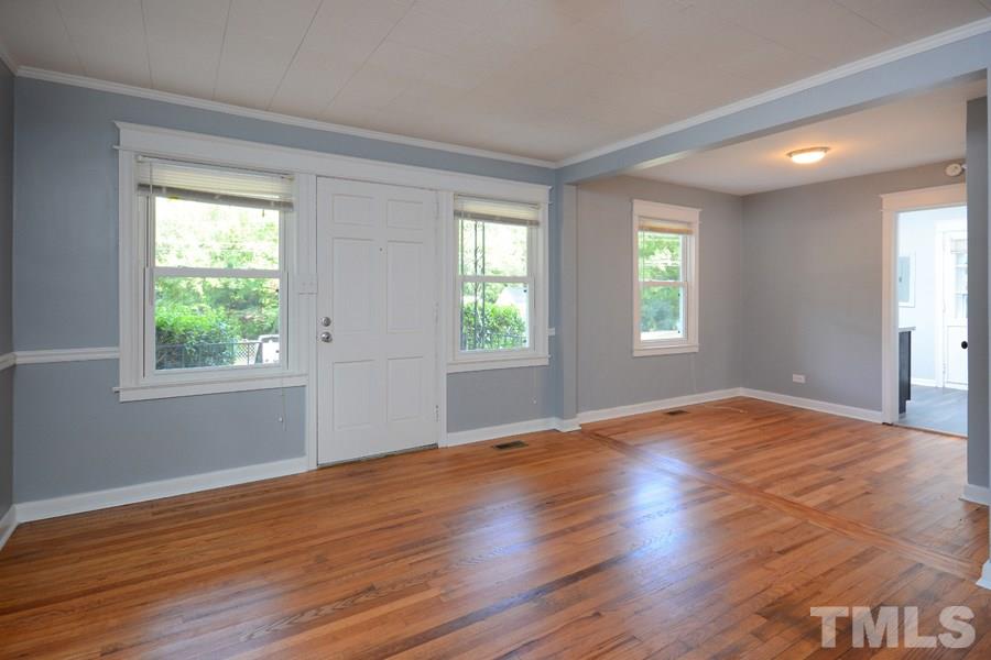 1607 Robinhood Road Durham, NC 27701 - Photo 5 of 17