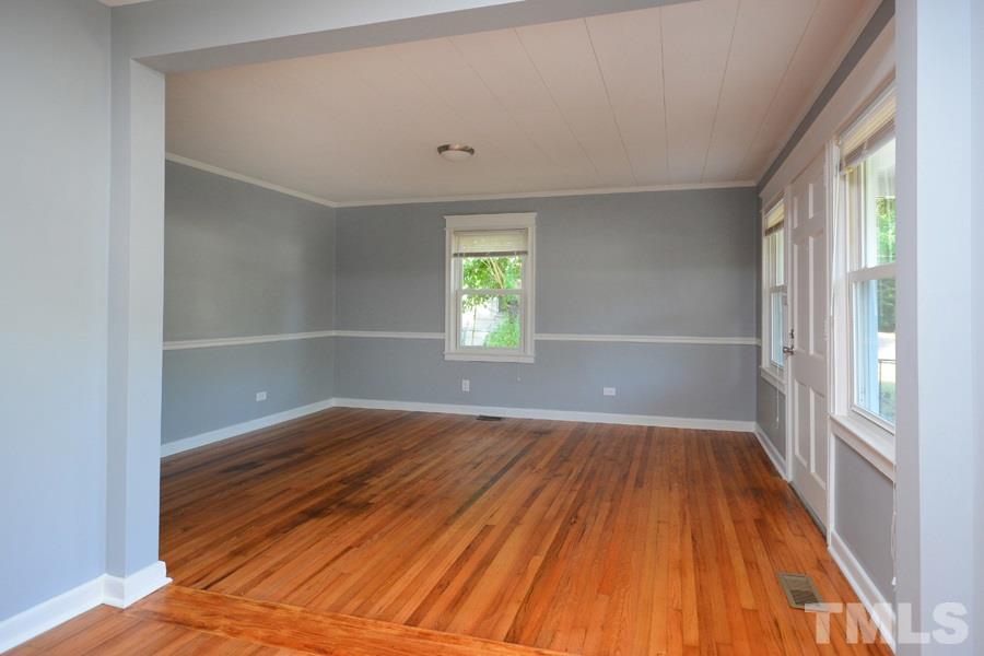 1607 Robinhood Road Durham, NC 27701 - Photo 9 of 17