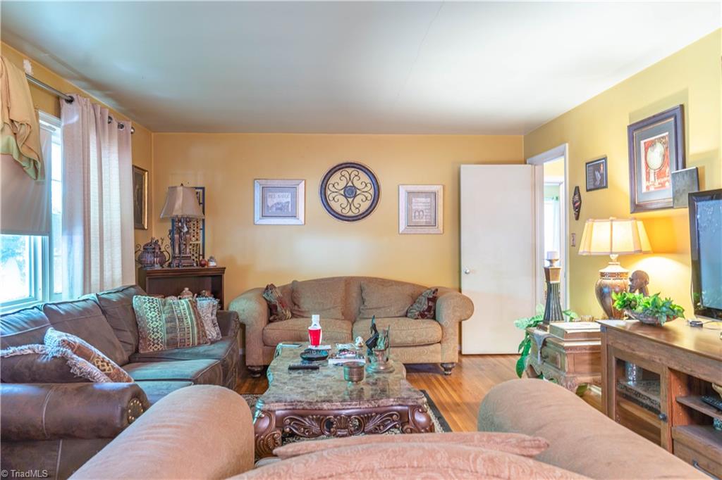 1505 Carolina Street High Point, NC 27265 - Photo 5 of 25