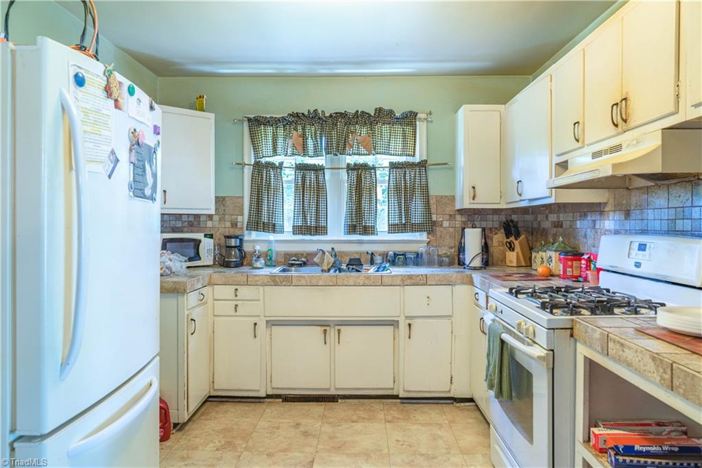 1505 Carolina Street High Point, NC 27265 - Photo 10 of 25