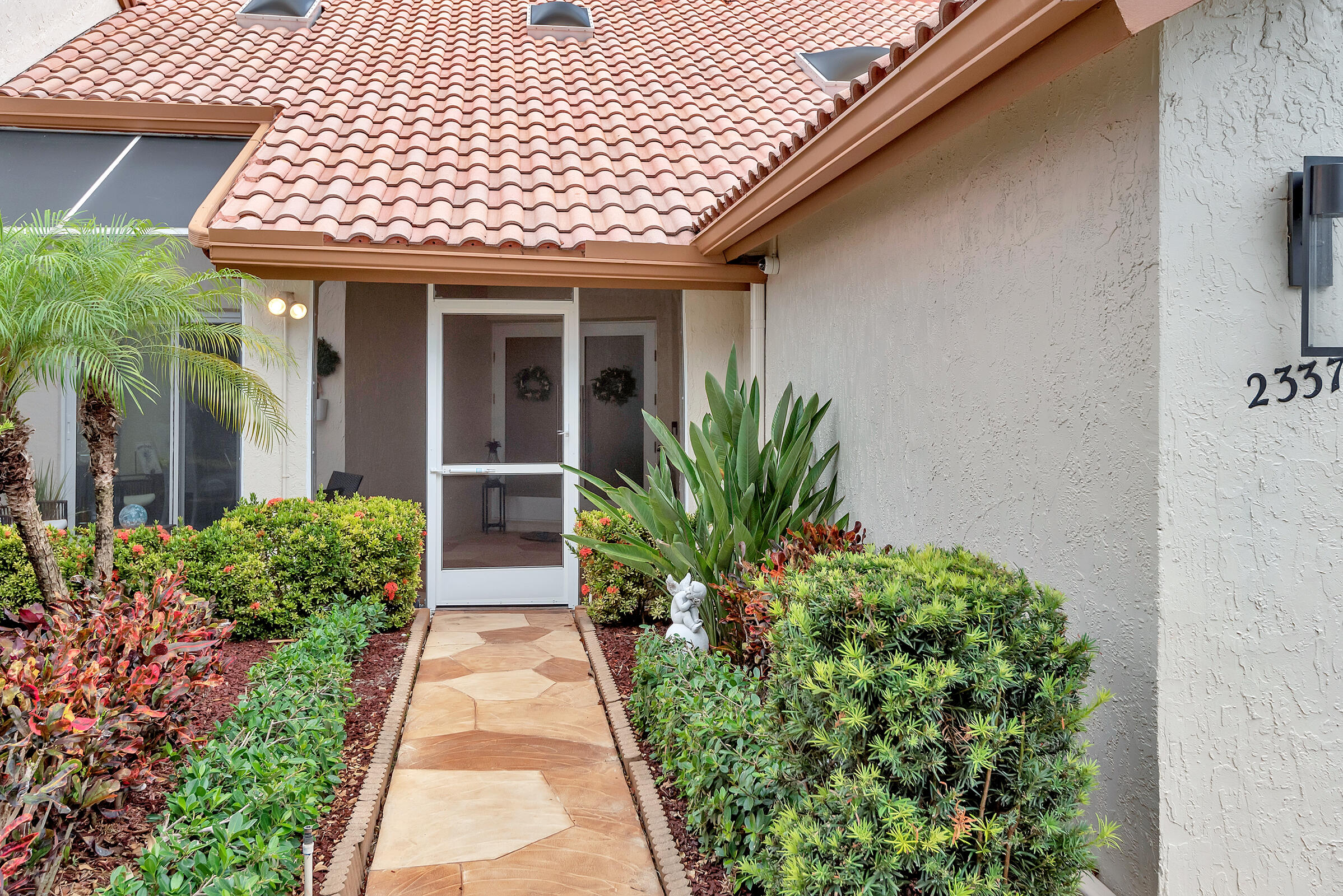 23377 Water Circle Boca Raton, FL 33486 - Photo 14 of 73 23377 - 013