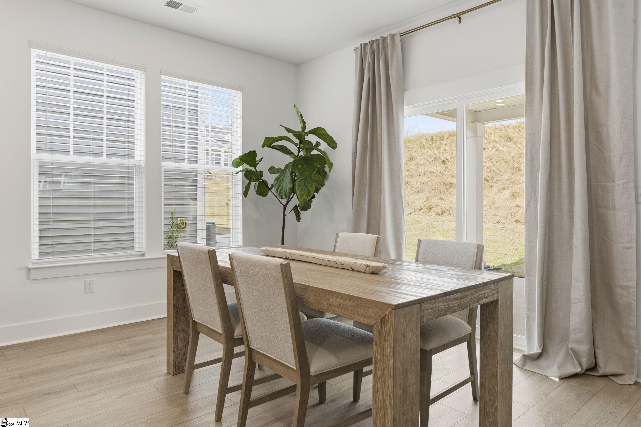 1049 Nadine Way Greer, SC 29651 - Photo 6 of 32