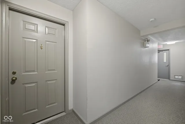 $169,999 | 8102 Brookmont Court, Unit 208, Indianapolis, IN 46278