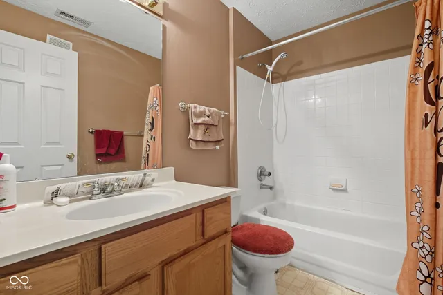 $169,999 | 8102 Brookmont Court, Unit 208, Indianapolis, IN 46278