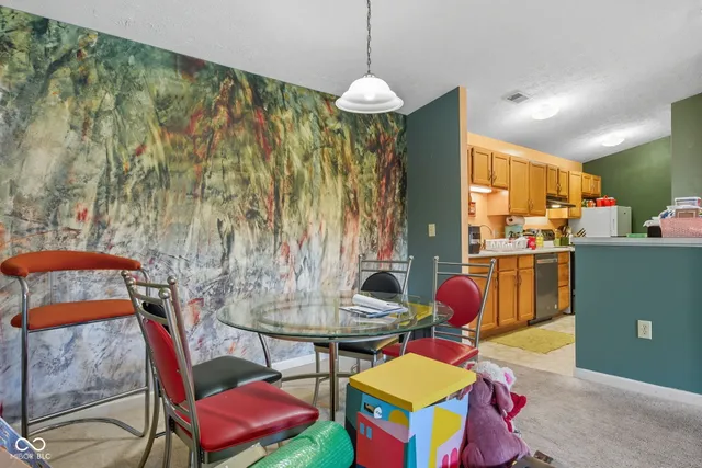 $169,999 | 8102 Brookmont Court, Unit 208, Indianapolis, IN 46278