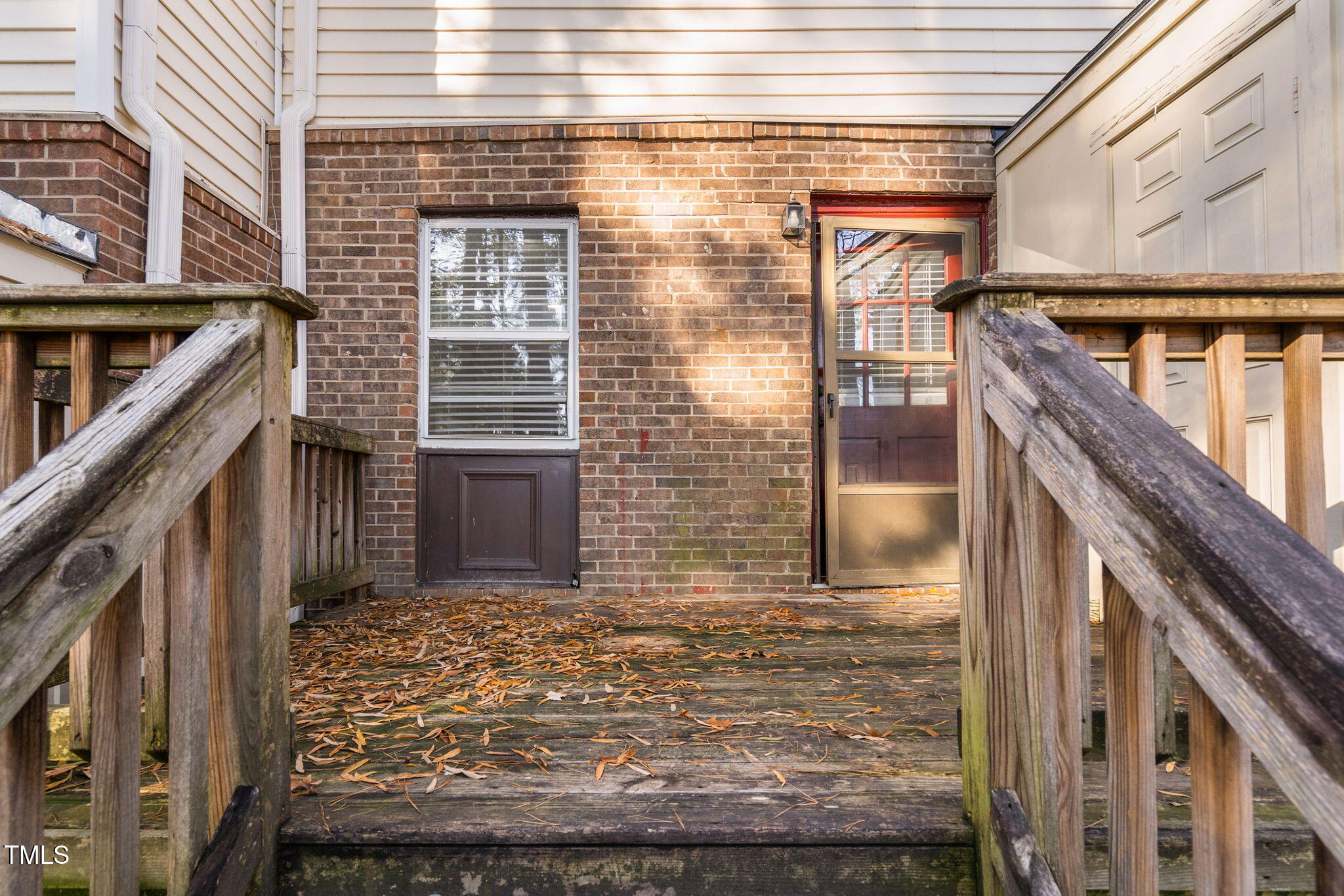6345 New Market Way Raleigh, NC 27615 - Photo 27 of 34 Deck