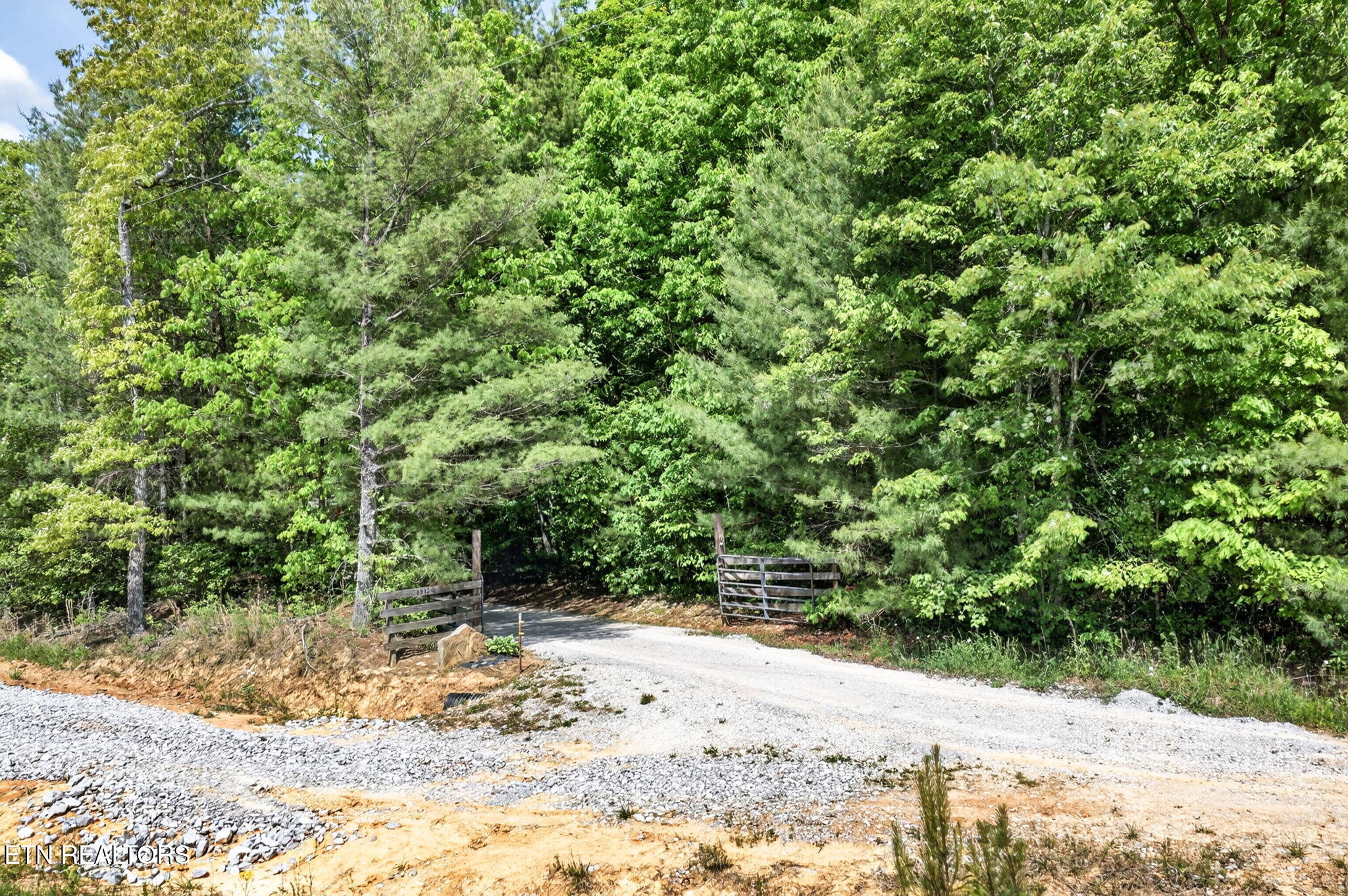 4912 Honey Creek Loop Road Allardt, TN 38504 - Photo 37 of 49 36-web-or-mls-4912 Honey Creek Loop Rd_1