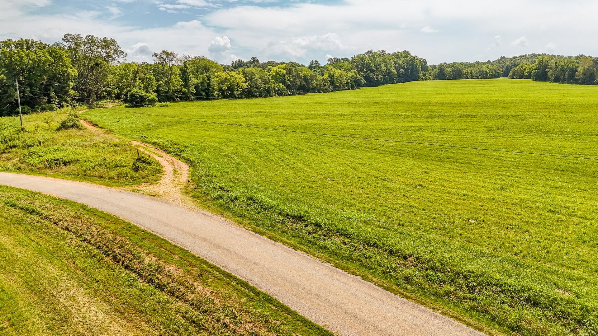 2245 Big Ivy Road Savannah, TN 38372 - Photo 16 of 37 a view of an ocean from a balcony