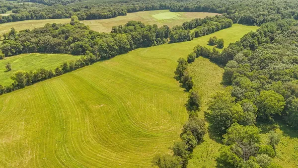 $987,500 | 2245 Big Ivy Road, Savannah, TN 38372