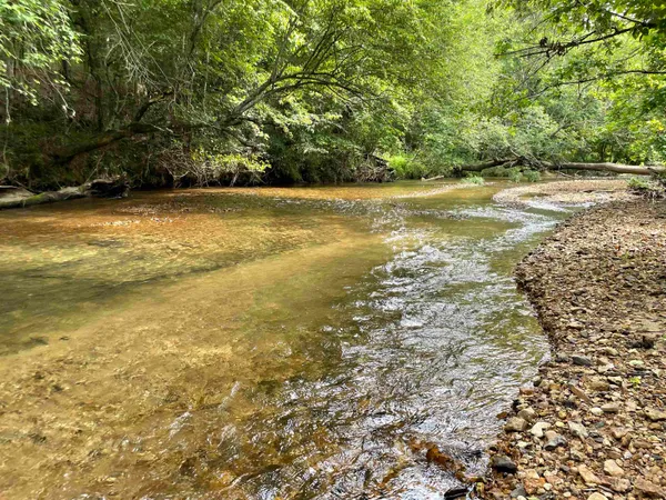 $987,500 | 2245 Big Ivy Road, Savannah, TN 38372