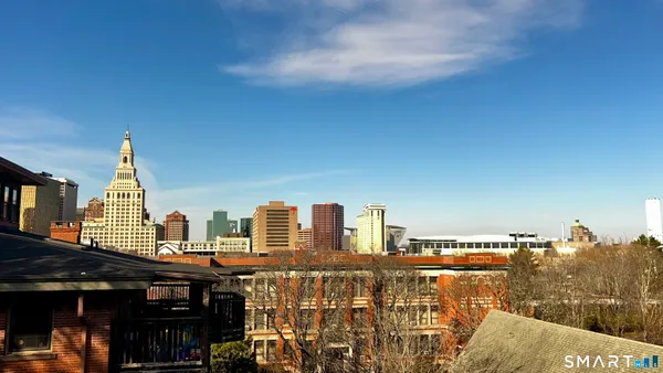 $2,390 | 34-36 Charter Oak Place, Unit 4, Hartford, CT 06106