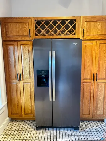 $2,390 | 34-36 Charter Oak Place, Unit 4, Hartford, CT 06106