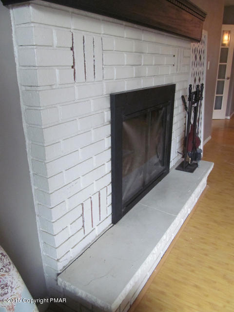 6035 Decker Road Bushkill, PA 18324 - Photo 11 of 35 fireplace closeup2