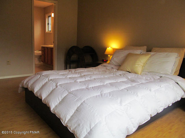 6035 Decker Road Bushkill, PA 18324 - Photo 15 of 35 master suite