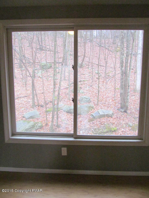 6035 Decker Road Bushkill, PA 18324 - Photo 29 of 35 greenbelt