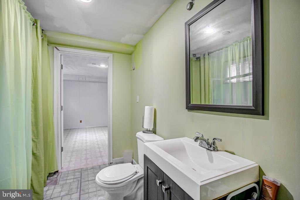 2500 Ritchie Road District Heights, MD 20747 - Photo 28 of 32 Basement bathroom alternate view