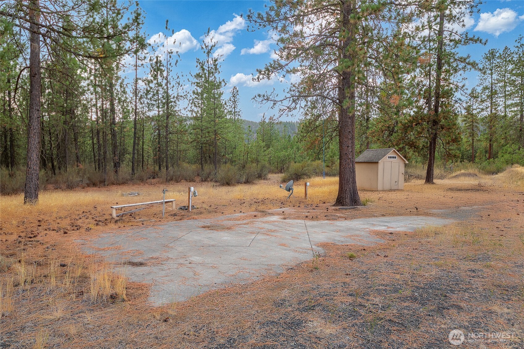 39355 Orchard Road East Davenport, WA 99122 - Photo 15 of 21