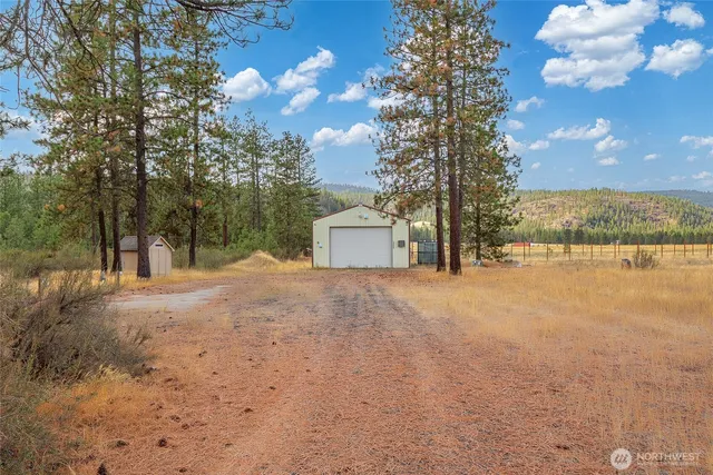 $314,900 | 39355 Orchard Road East, Davenport, WA 99122