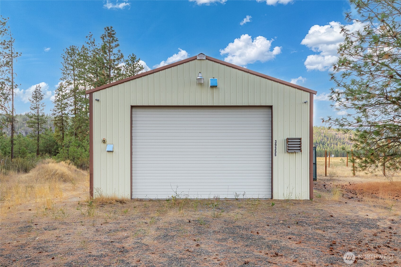 39355 Orchard Road East Davenport, WA 99122 - Photo 8 of 21