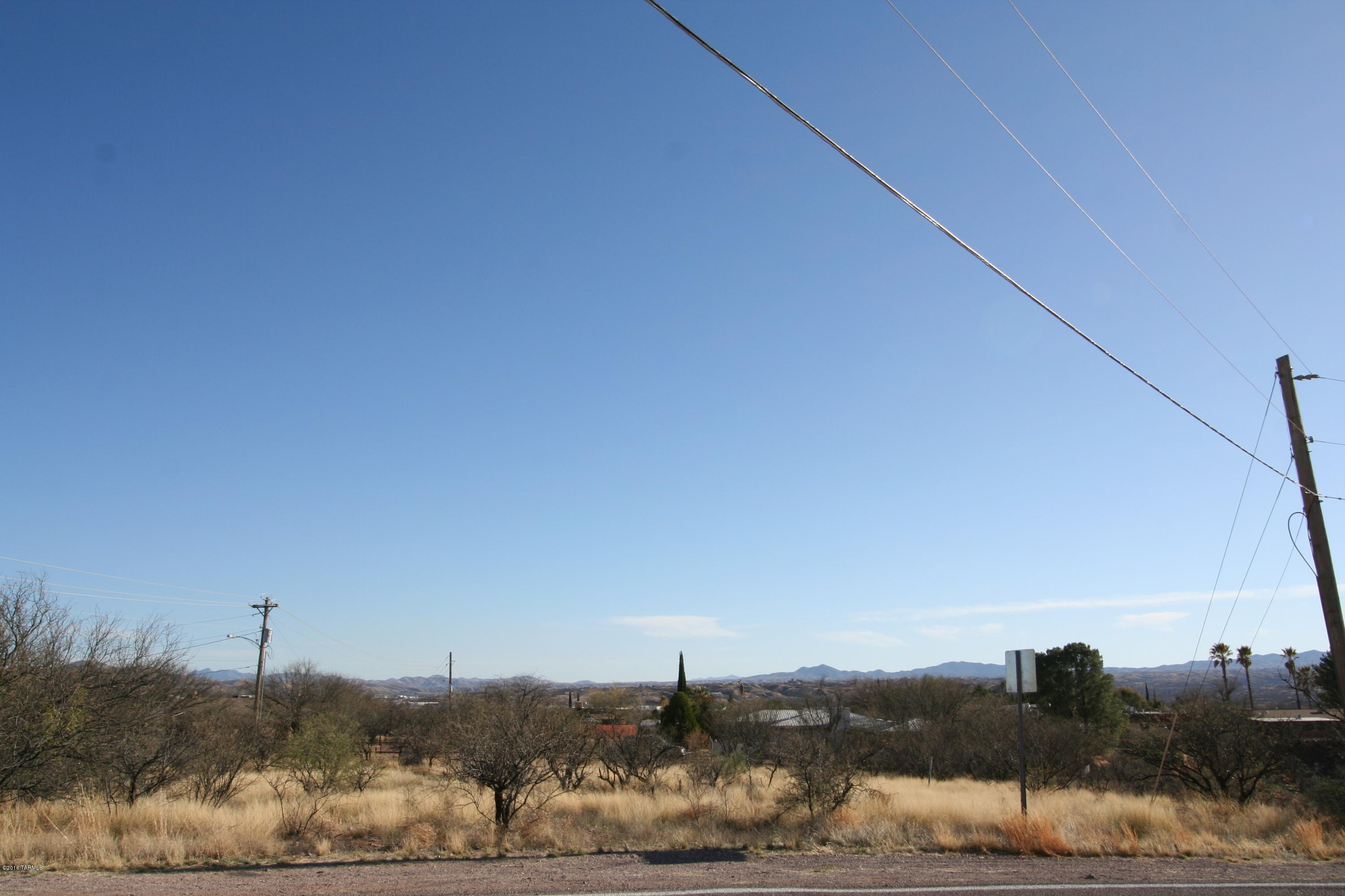 418 Willow Drive Rio Rico, AZ 85648 - Photo 6 of 9