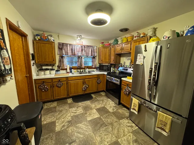 $179,800 | 1004 North Perkins Street, Rushville, IN 46173