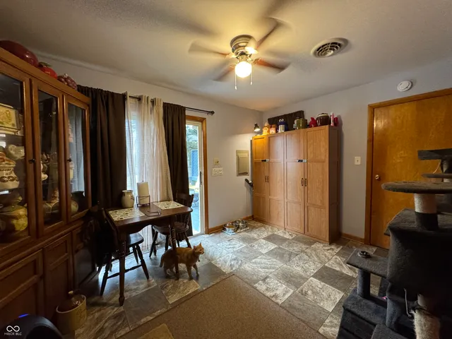 $179,800 | 1004 North Perkins Street, Rushville, IN 46173