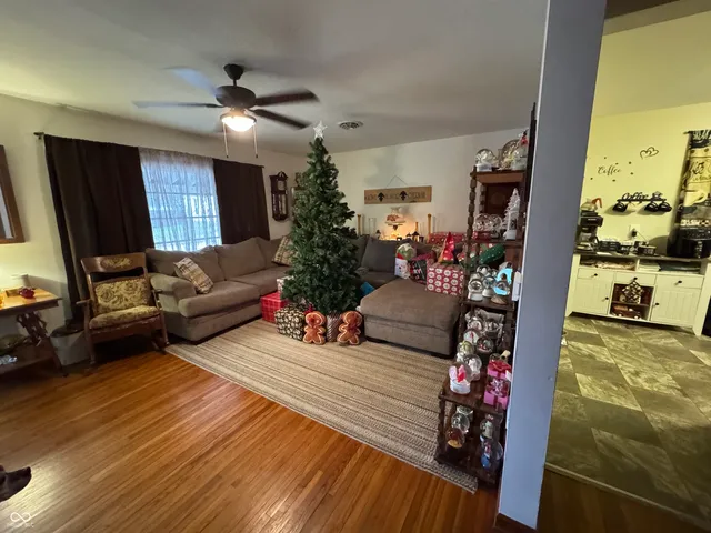 $179,800 | 1004 North Perkins Street, Rushville, IN 46173