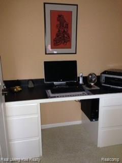 1432 Oakstone Drive Rochester, MI 48309 - Photo 30 of 49 closet den.jpg