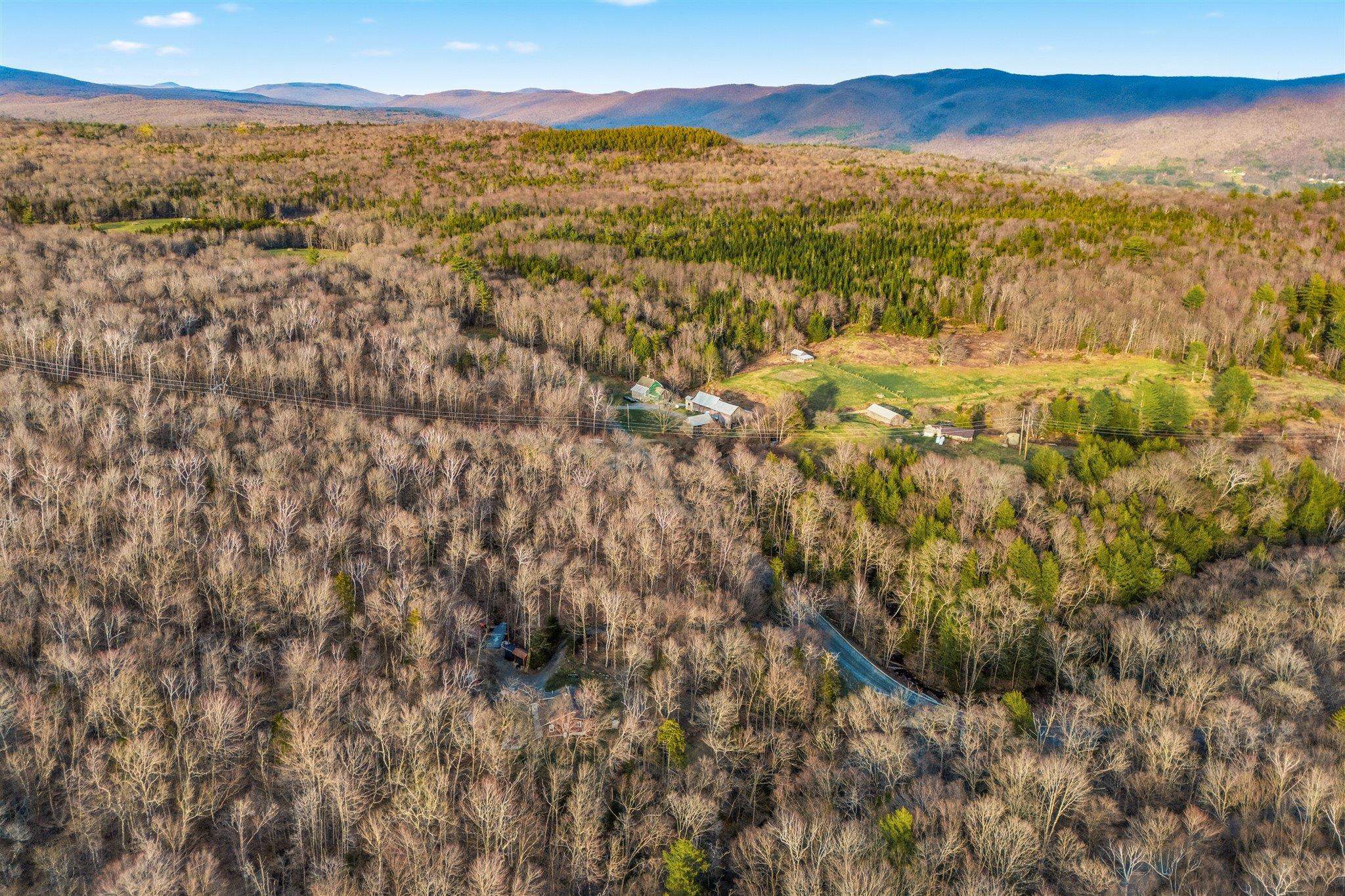 558 Klondike Road Stamford, VT 05352 - Photo 6 of 11