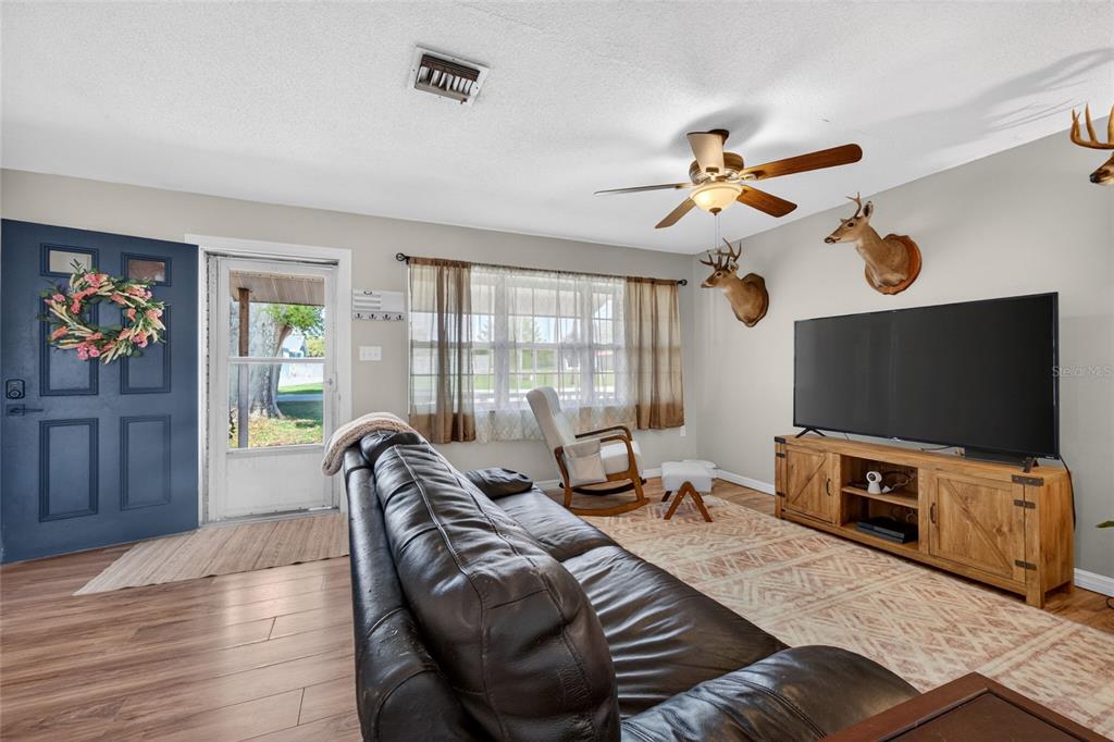 2919 North Lowell Road Avon Park, FL 33825 - Photo 2 of 19