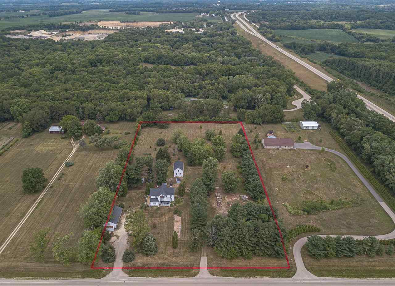 2137 Roscoe Road Rockton, IL 61072 - Photo 1 of 45 Gallery Image 1