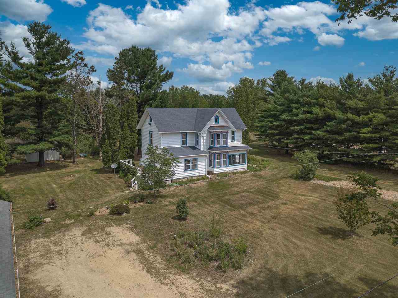 2137 Roscoe Road Rockton, IL 61072 - Photo 4 of 45 Gallery Image 4