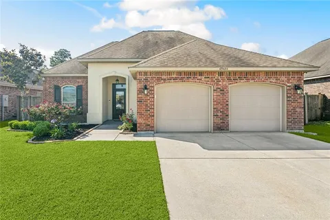 $282,000 | 69484 Taverny Court, Madisonville, LA 70447