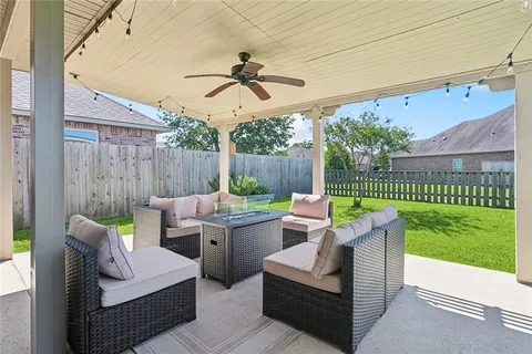 $282,000 | 69484 Taverny Court, Madisonville, LA 70447