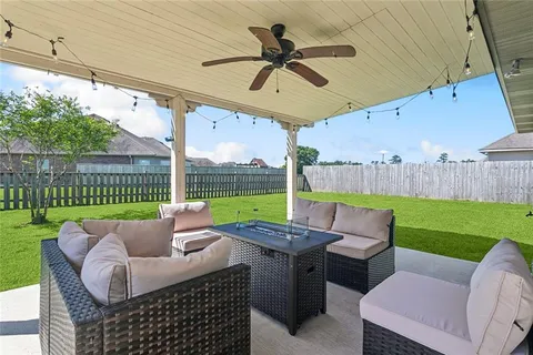 $282,000 | 69484 Taverny Court, Madisonville, LA 70447