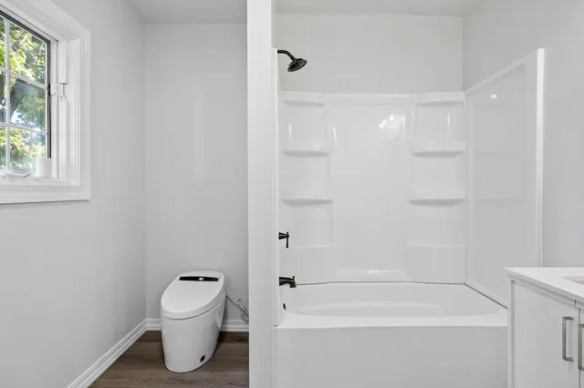 $259,900 | 1942 North 12th Street, Sheboygan, WI 53081