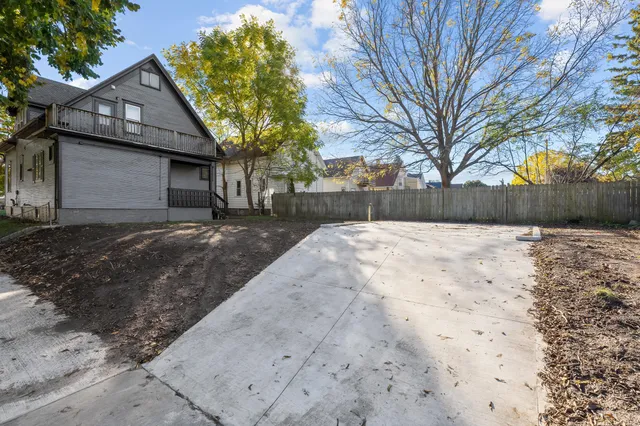 $259,900 | 1942 North 12th Street, Sheboygan, WI 53081