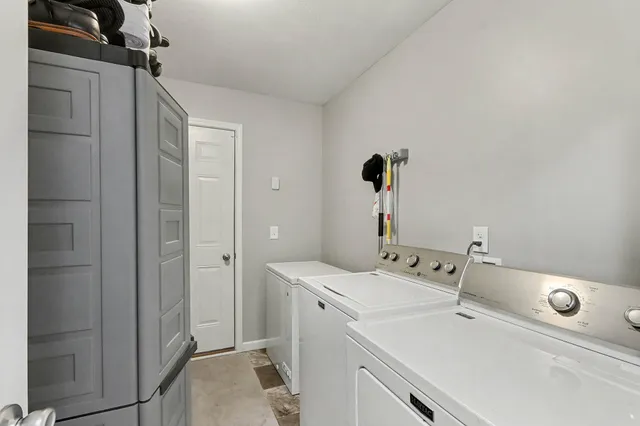 $305,000 | 1545 Notley Field Lane, Vicksburg, MI 49097